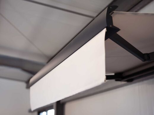 Pergolas, vérandas et stores solaires sur mesure dans l’Aude (Narbonne, Leucate, Port-la-Nouvelle)